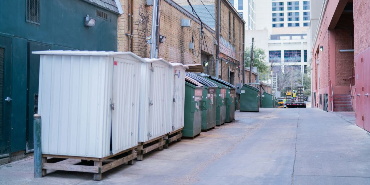 Roll-Off Dumpster Rentals in Dense Residential Neighborhoods