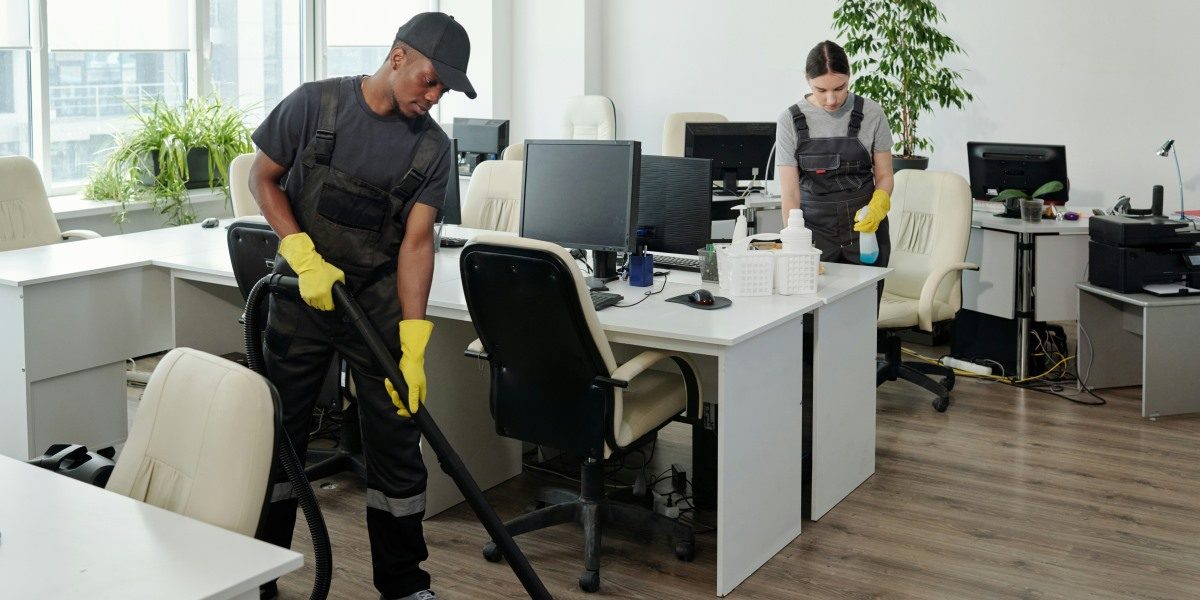 How to Maintain Clean and Hygienic Common Areas in Office Buildings