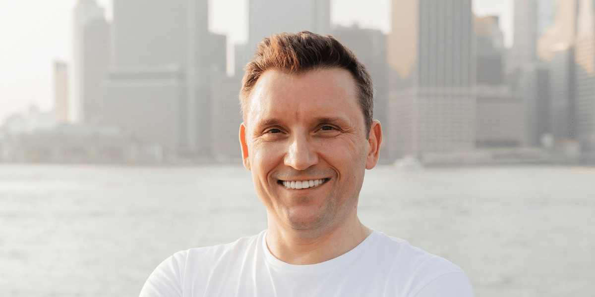 Roman Ustymenko's Journey to Success: Building Crispy.ua and Alfabeauty.com into Global Brands