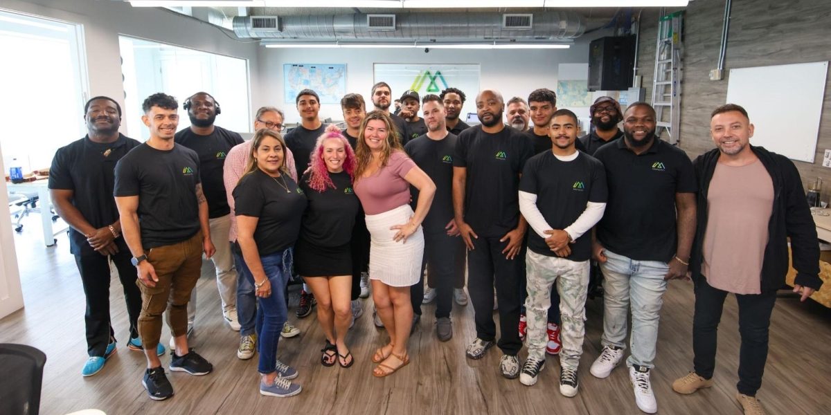 Leveraging Over 30 Years of Industry Experience: How iMoving's CEO Meyr Aviv Is Innovating Seamless Moving Solution
