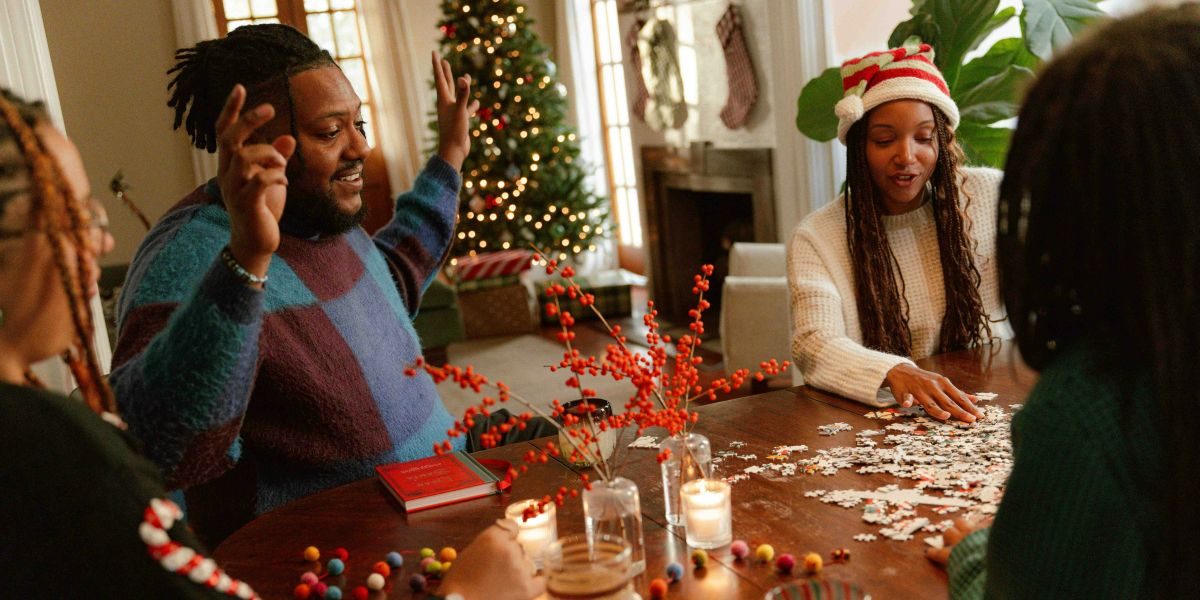 Festive Games That Make Family Holidays More Interactive