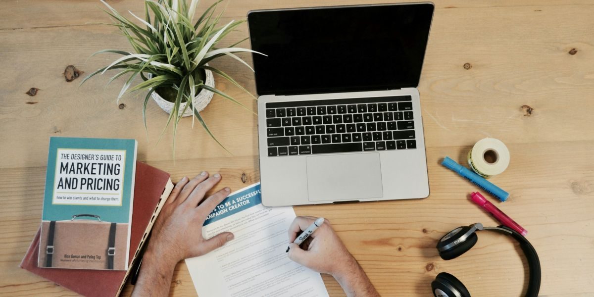 Automotive Ads in 2026: The Dealer Blueprint From Scroll to Showroom