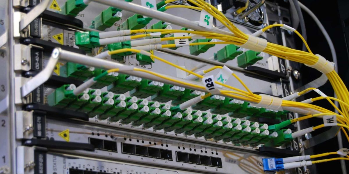 Navigating the Leased Line Maze: Demystifying Connection with Comparison Websites