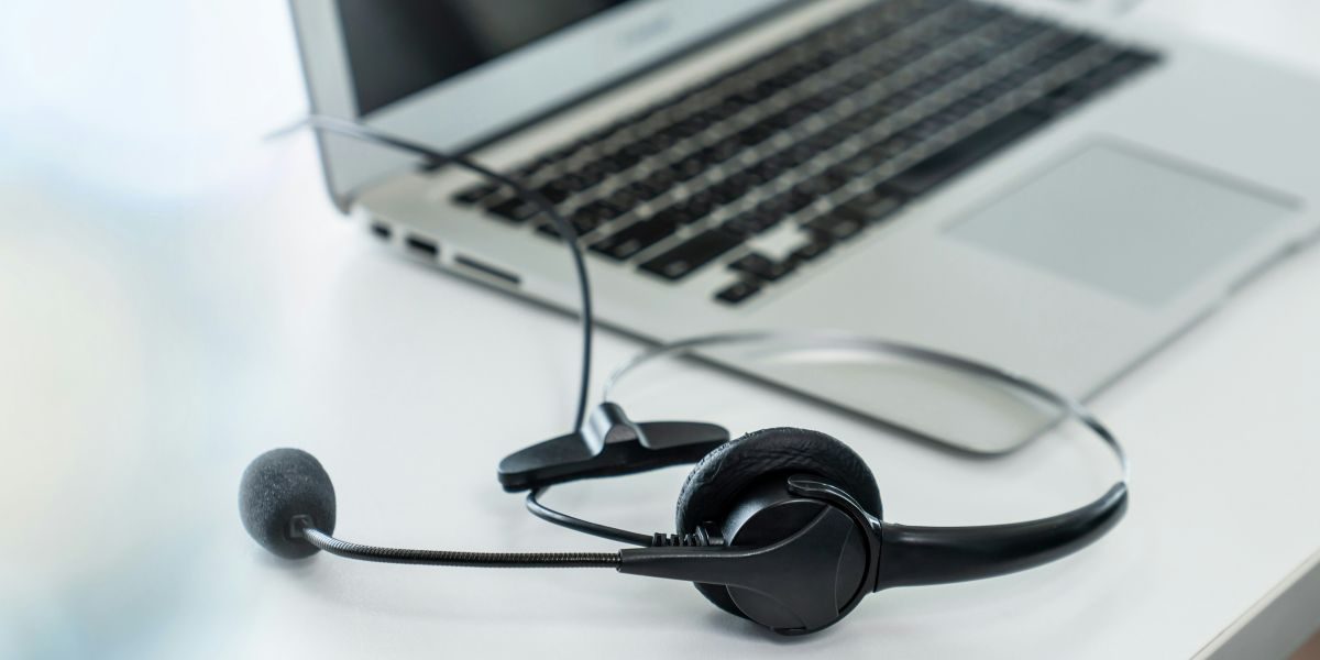 The Future of Customer Service: Why AI Call Assistants Are Taking Over
