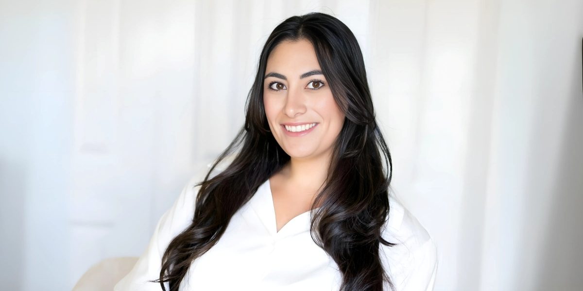 From Scrubs to Startups: How Doctor-Turned-Entrepreneur Dr. Rachel Semaan Is Reinventing Social Life with One Tap