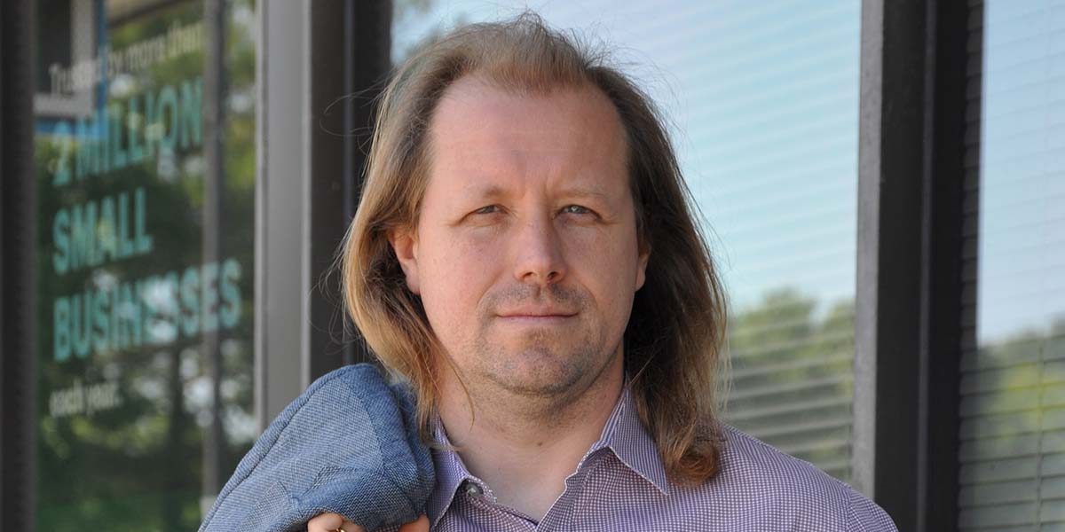 Energy of Form: How Anton Nekrylov Turns Complex Windows into an Energy-Saving Asset