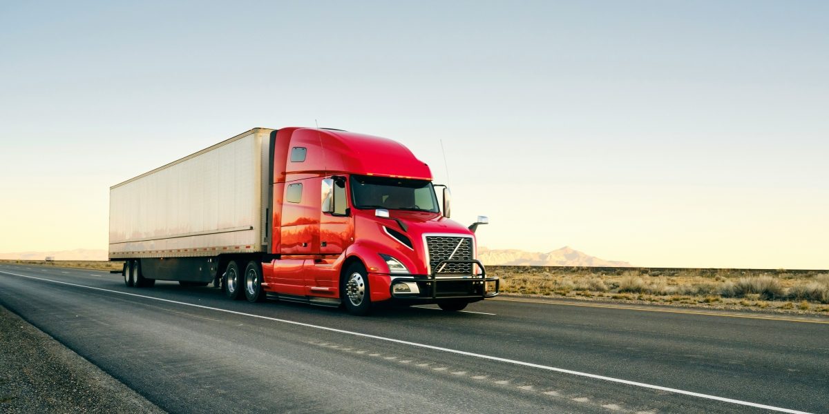 Key Considerations for Transporting Heavy Equipment Across the Canada-U.S. Border