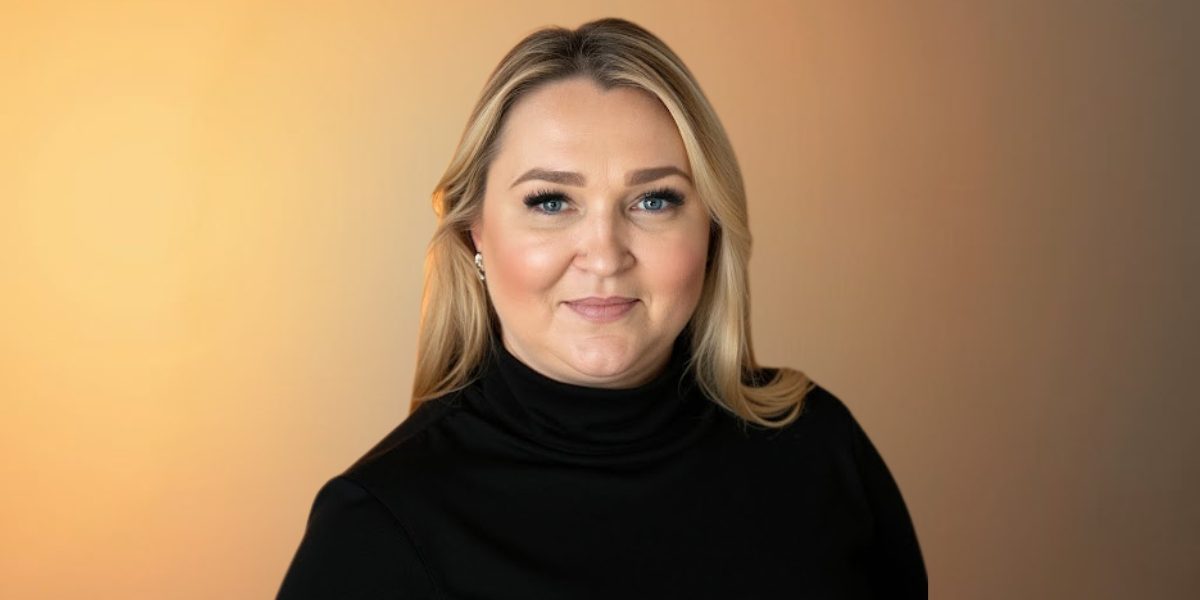 Lyndal Ash Turns Silent Wounds Into a Rallying Cry for Women Everywhere