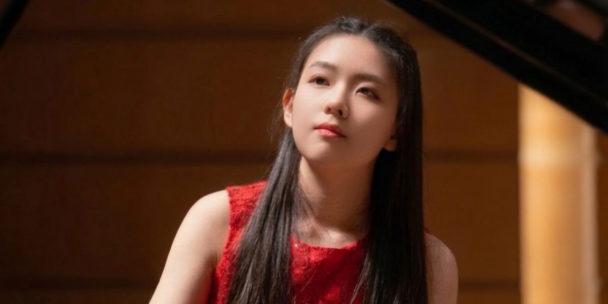 Piano Prodigy Belle Chi Performs 4 Concertos in 3 Weeks: “That’s Just What I Do”