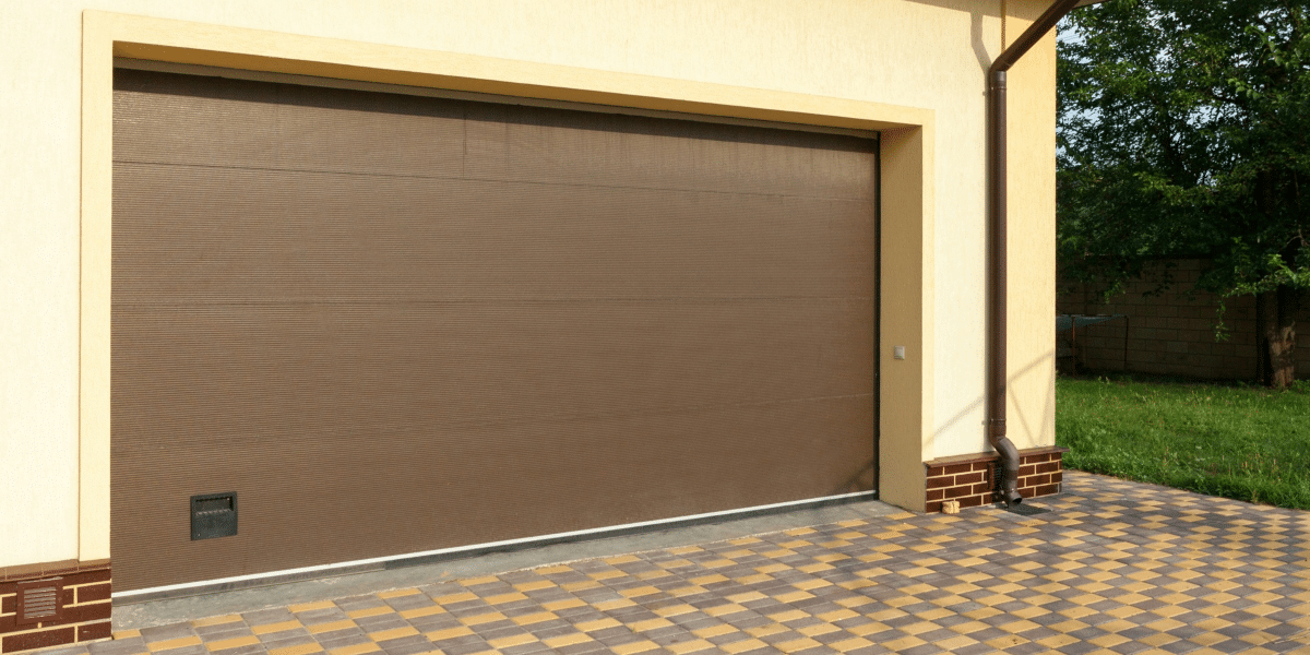 Signs You Need Professional Garage Door Repair in Huntington Beach