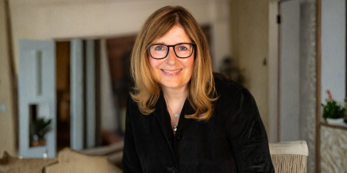 Tracy Doyle, Resilience Coach, Helping Women to Overcome Emotional Burnout and to Find Their Voice